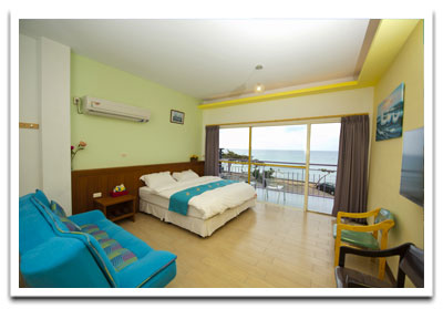 201 Twin Deluxe Room with Seaview